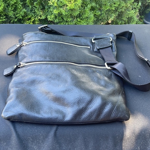 Margot leather crossbody bag - Picture 14 of 14